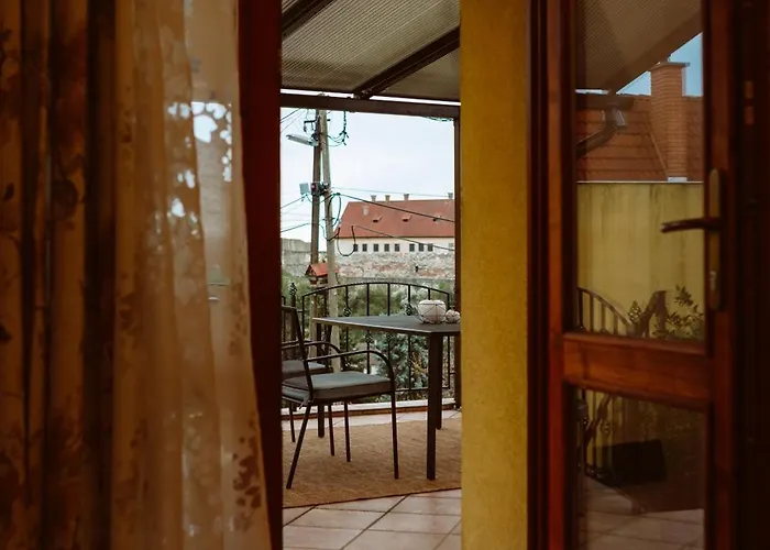 Kiralyszeke * Έγκερ